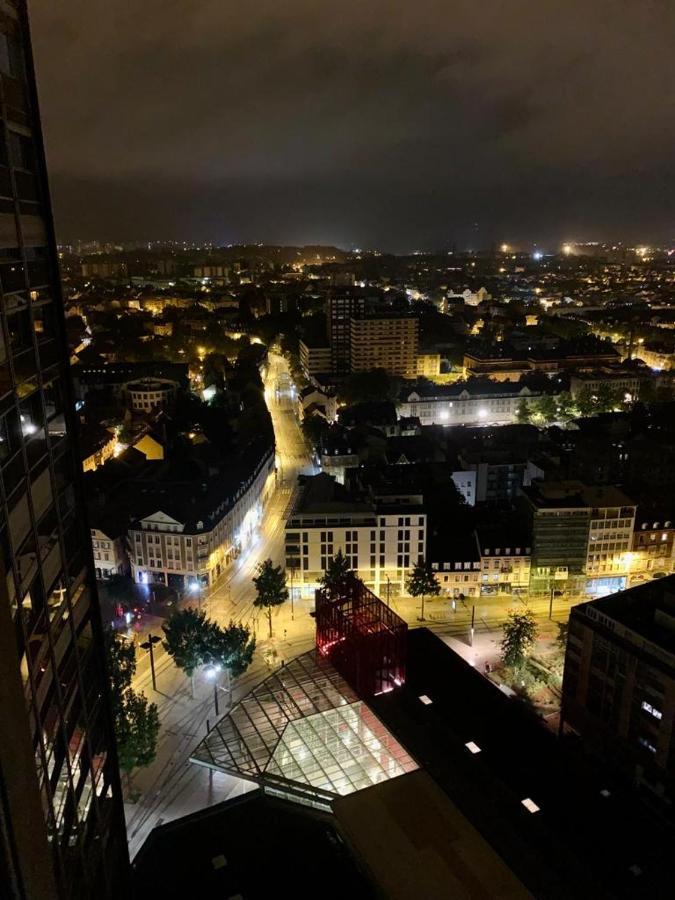 Grand Appartement 2 Chambres 5 Pers Max, Vue Panoramique Avec Parking Mulhouse Eksteriør bilde